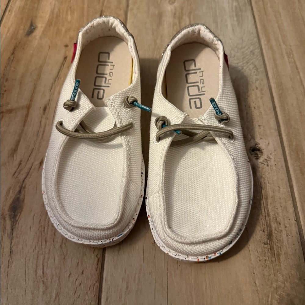Hey Dude Cream Moccasin Shoes Casual Comfort
